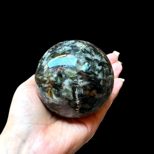 Natural green mica - mica, crystal