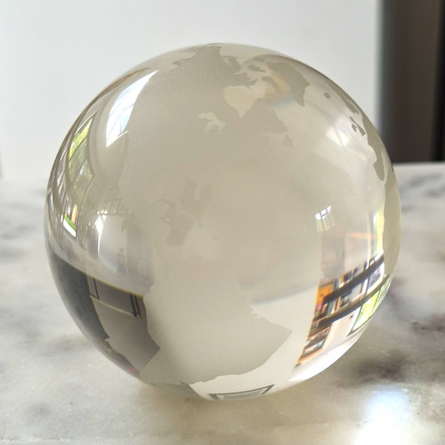 Clear white glass world map - clear,