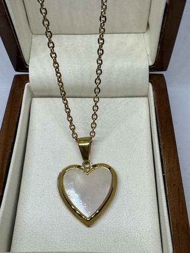 9ct gold filled heart locket - 9ct,