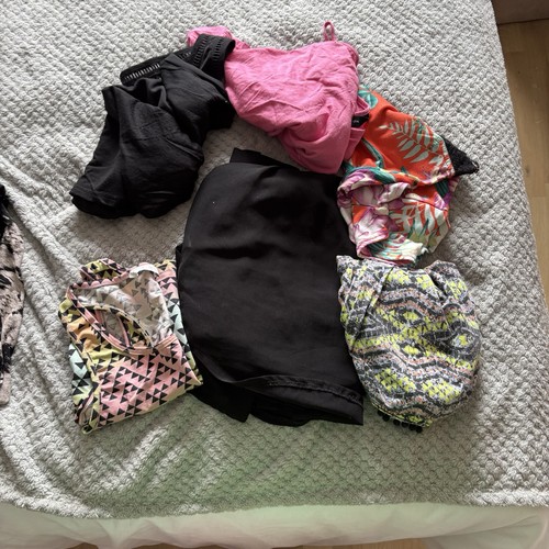 Women clothing top bundle - women’s,