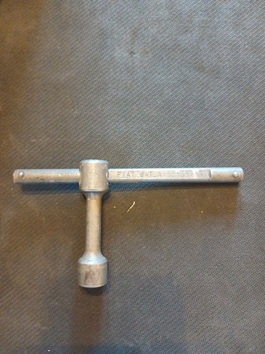 Fiat genuine special tool - fiat,