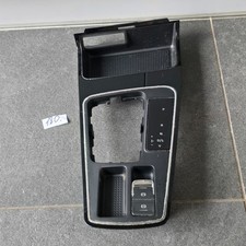 SEAT LEON 2019 CENTRE CONSOLE