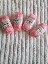 Retro-Glam Metallic Lustrous