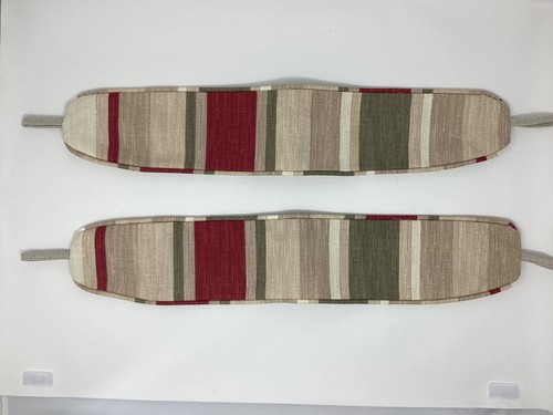 One pair laura - one,