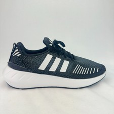 Size 6.5 Womens adidas Swift