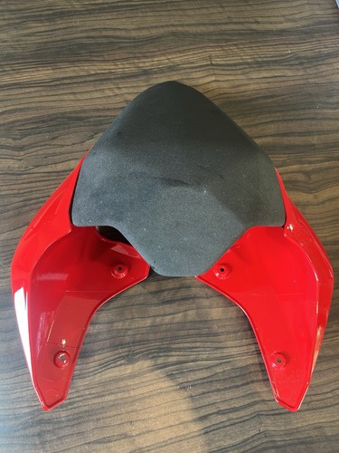 Ducati panigale v4s - ducati,