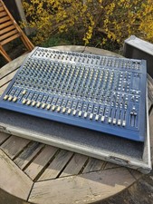Behringer Eurodesk MX2442A