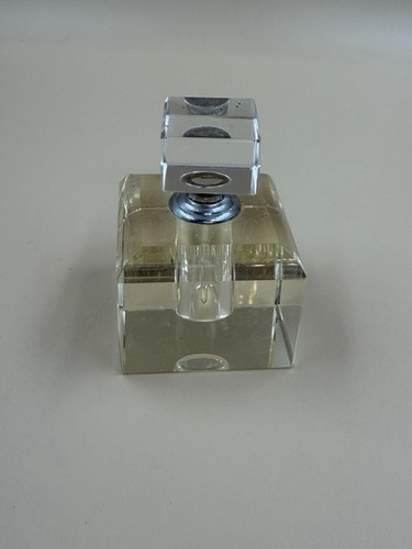 Beautiful square clear - clear, glass