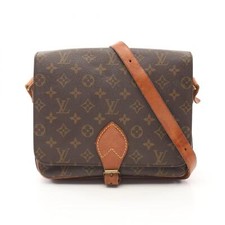 LOUIS VUITTON Cartouchiere GM