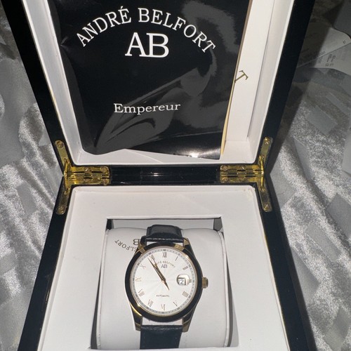 Gold white andre - &,