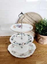 Fine Bone China, Stand