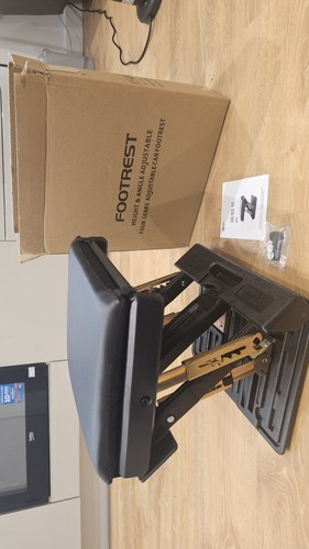 Adjustable footrest stool - footrest,