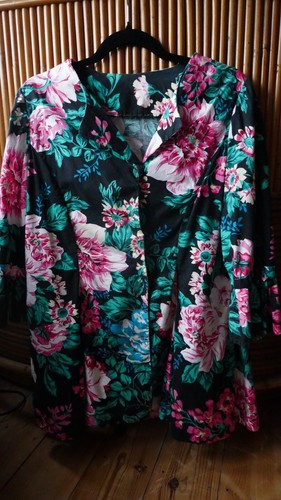 Handmade 1970s flower power - flower,