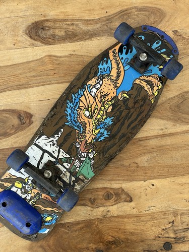Vintage 1980s dragon - 1980s, wheels