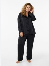 Gaspe at Slenderella Black