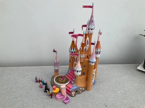 Polly pocket sleeping beauty - sleeping,