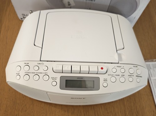 Sony cfd s70 - mp3, radio