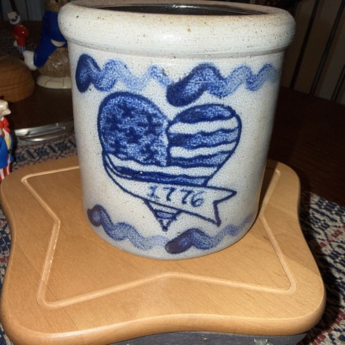 Rowe pottery works heart - pottery,