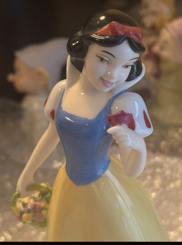 Royal doulton disney showcase - royal,