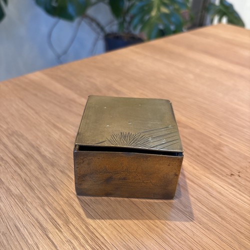 Vintage brass cigarette box - brass,