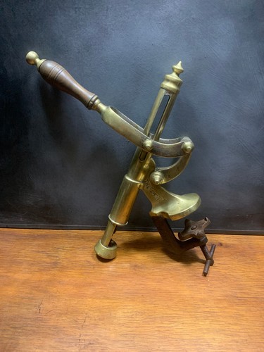 Antique bar mounted brass - antique,
