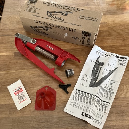 Lee breech lock hand press - lock,