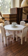 Dollhouse furniture |