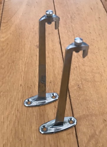 Vintage metal shelf brackets - metal,