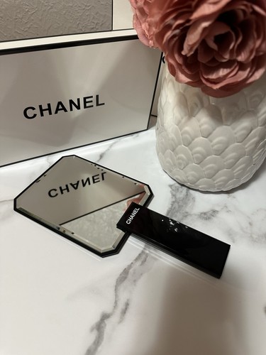 New chanel beauty - beauty, handheld
