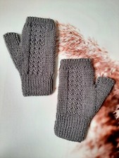 Stay Cozy With Handmade Knitted Fingerless Men's Gloves 