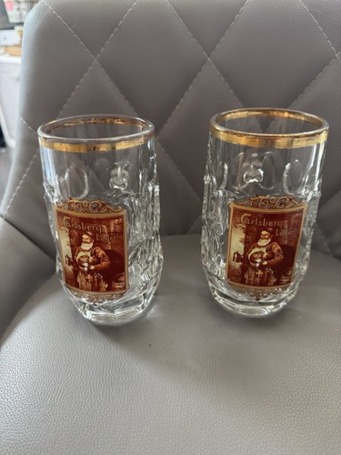 Pair carlsberg half pint - of,