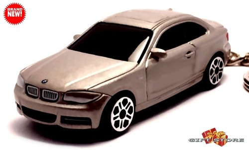 Keychain gold bmw - 🎁🏁🆕,