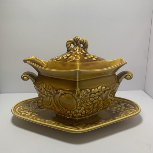 Royal worcester crown ware - royal,