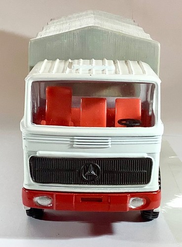 Dinky toys 940 mercedes - toys,