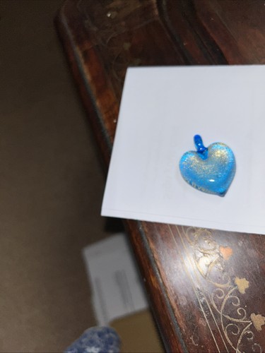 Murano glass heart pendant - heart, vgc