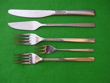 VINERS LOVE STORY STAINLESS CUTLERY SOLD INDIVIDUALLY VARIOUS ( oth b1 ct )