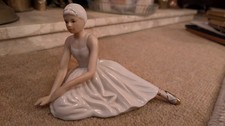 Vintage C.D.C. Collection  Ballerina Porcelain Figurine Beautiful 