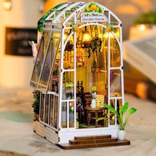 Book Nook Dolls House, MOJINO