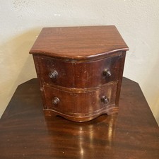 Miniature Apprentice/Salesman