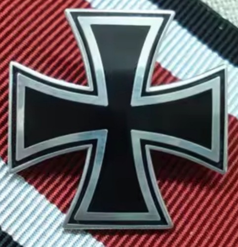 Ww2 german soldier - iron, cross