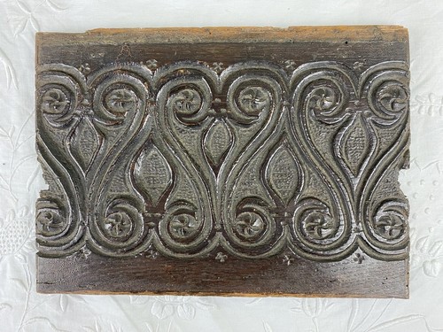Carved oak panel 17th century - oak,