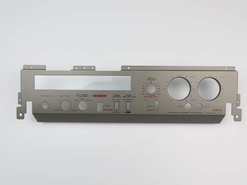 Akai 747 bottom front - bottom,