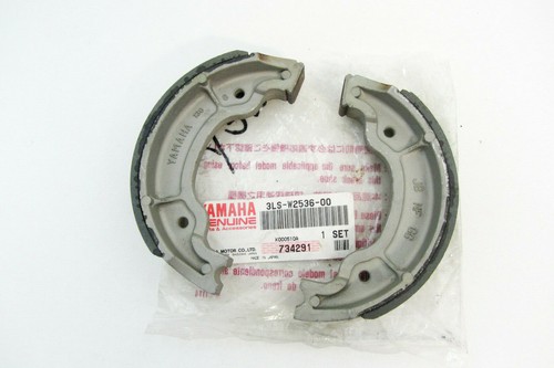 Brake pads shoes - , rear