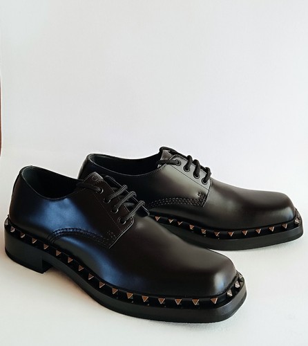 Valentino garavani rockstud - garavani,
