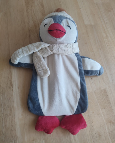 Penguin hot water bottle - hot,