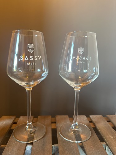 Sassy cidre stemmed glass - sassy, x