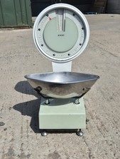 Vintage  1960s Avery weighing scales , shop, butchers  7lb , VGC,  very heavy