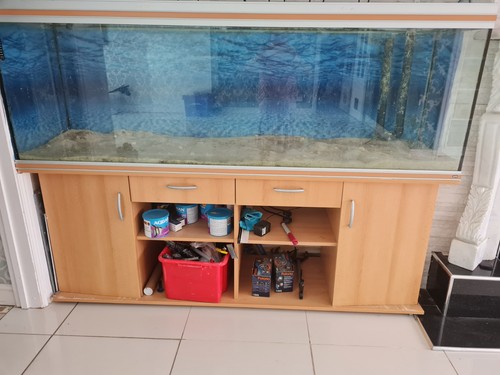 Rena fish tank cabinet - fish,