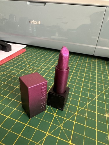Lipstick huda beauty - huda, metalic