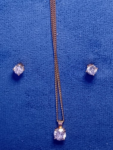 Gold diamonte necklace - gold,
